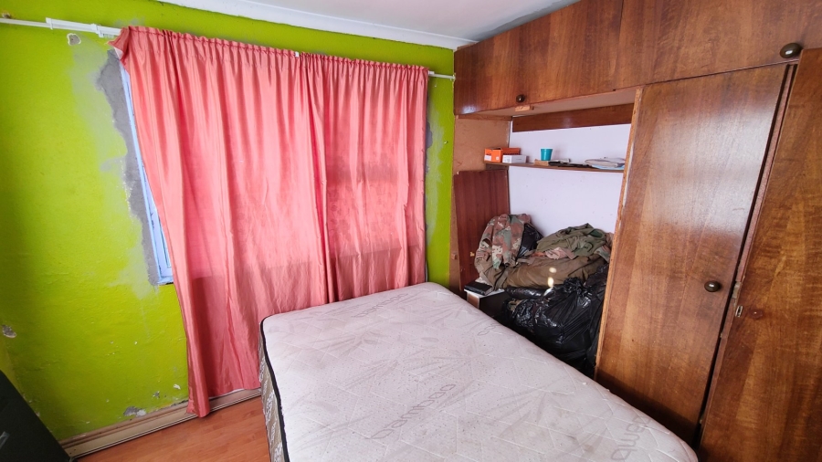 5 Bedroom Property for Sale in Kleinvlei Western Cape